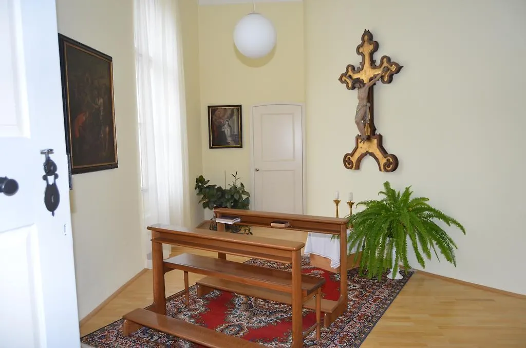 ***  Gastehaus Im Priesterseminar Salzburg Guest House Austria