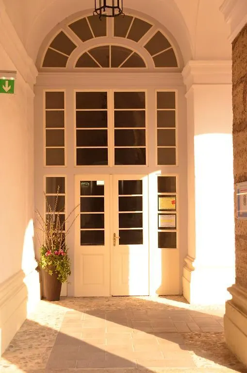 Gastehaus Im Priesterseminar Salzburg Guest House