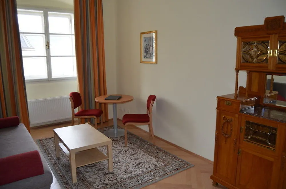 Gastehaus Im Priesterseminar Salzburg Guest House