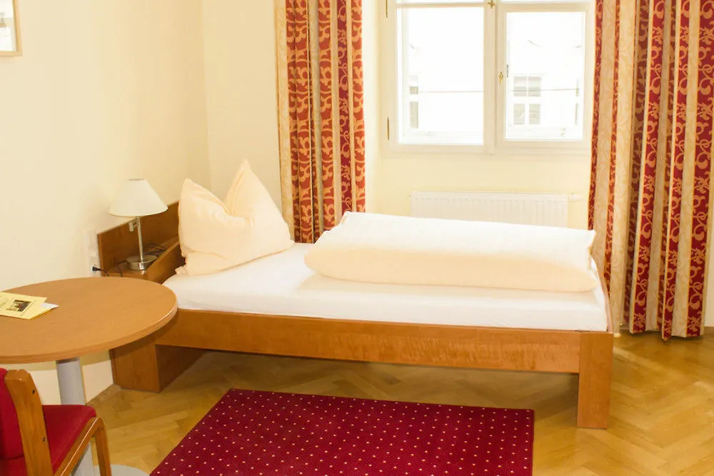Gastehaus Im Priesterseminar Salzburg Guest House Austria